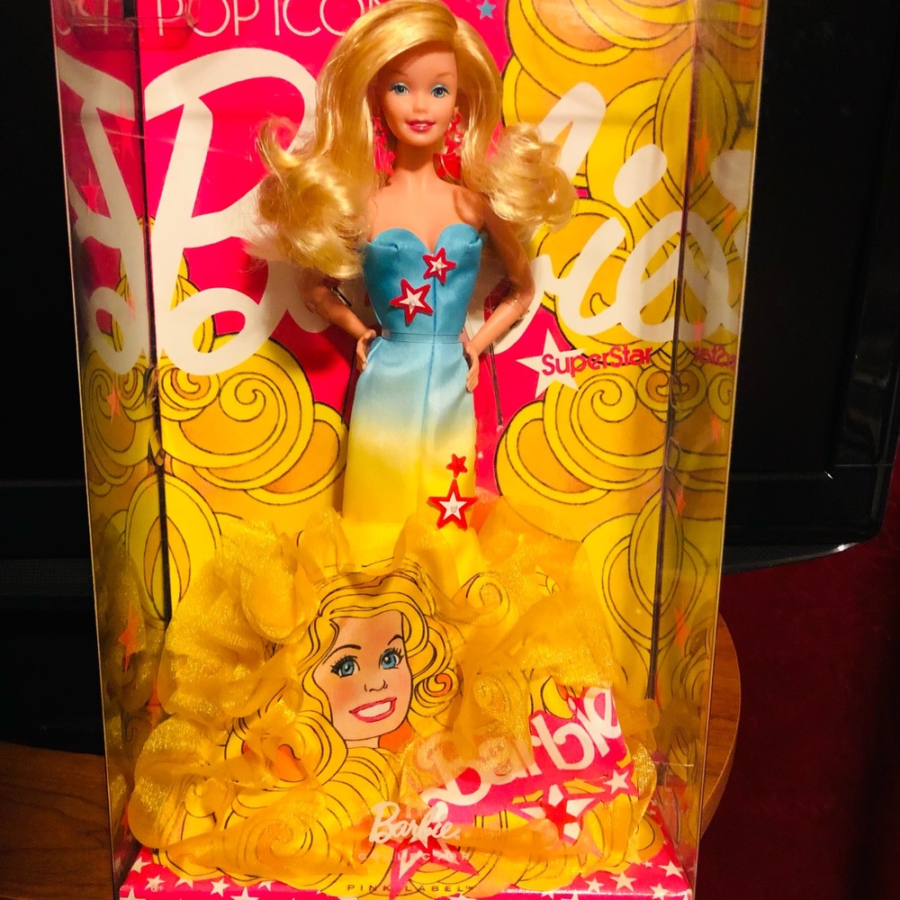 NIB Barbie pop Icon Super star ⭐️💕😊